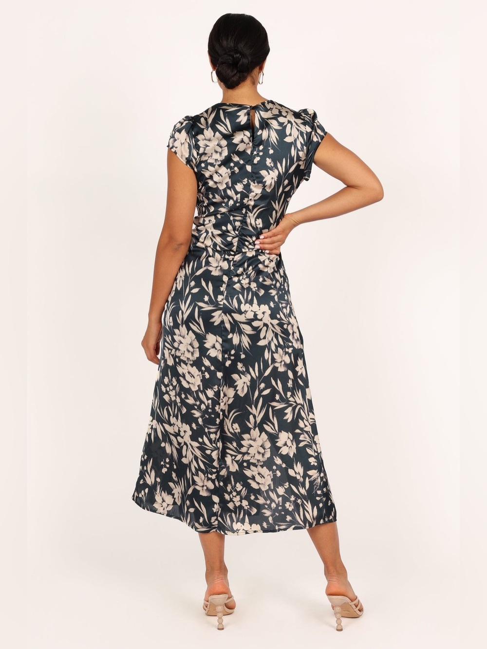 New! Petal & Pup Lisbeth Green Floral Satin Midi Dress Size Medium - Picture 4 of 8